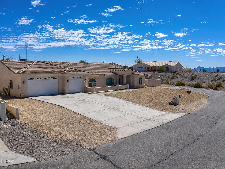 1st image of 3000 Mirage Dr