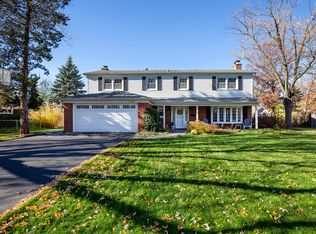 1140 Pam Anne Dr, Glenview, IL 60025