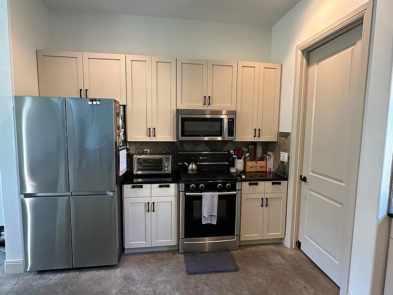 2316 Thornton Rd #B — Photo 15