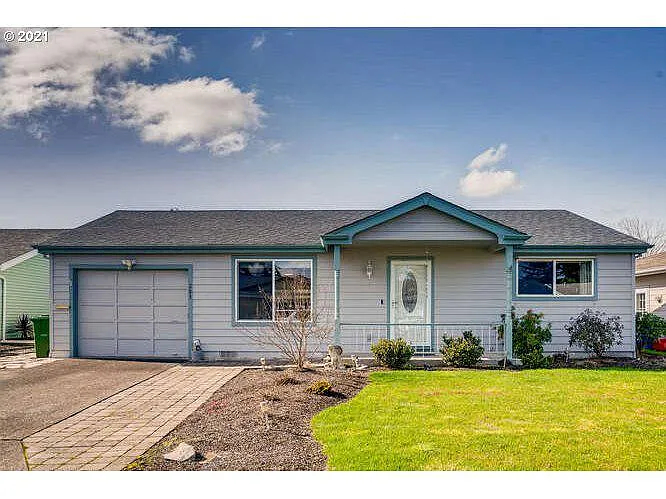 283 E Clackamas Cir photo 1