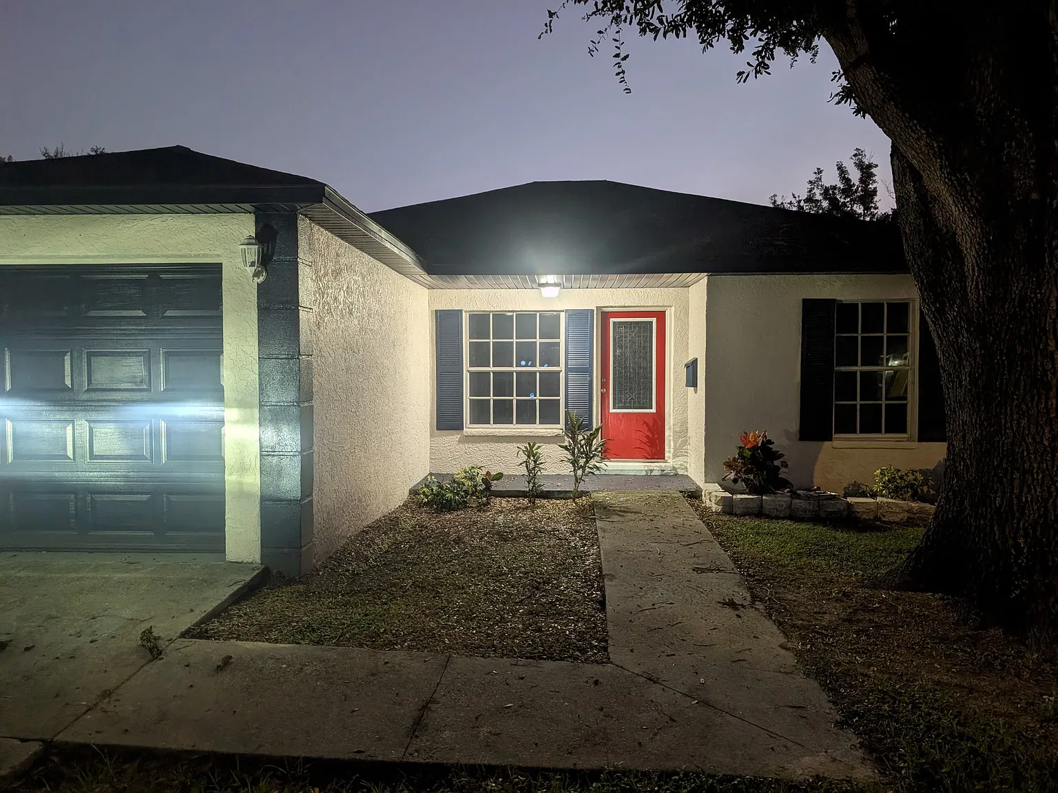 3 bed, 1214 sqft, $2,500 — Photo 2