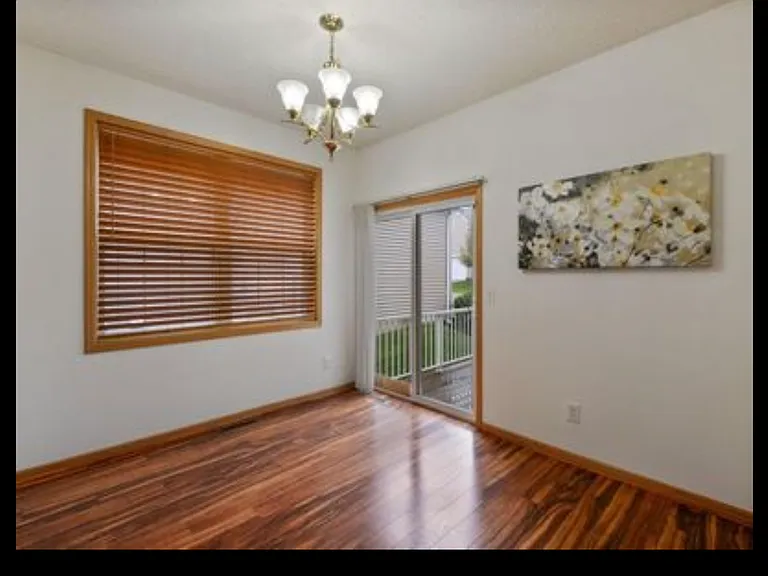 10012 Iris Ln — Photo 7