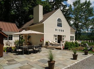 121 Queechy Lake Dr, Canaan, NY 12029