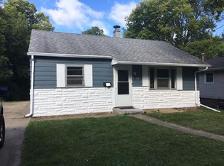 1118 Colton Ave, Bloomington, IL 61701