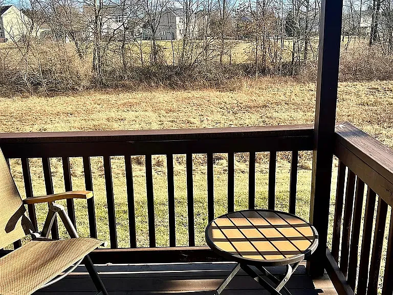 108 Wheatsheaf Ln — Photo 12