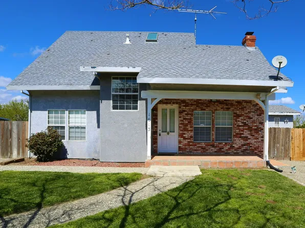 1613 Fig Ave #A, Patterson, CA 95363