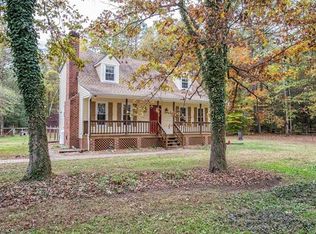 6833 Michelle Ct, Spring Grove, VA 23881