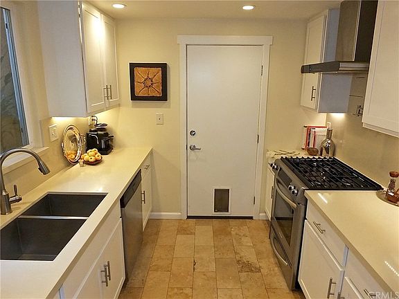 2nd image of 1062 Westward Ln