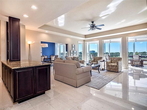 4th image of 812 Hideaway Cir E Unit 133