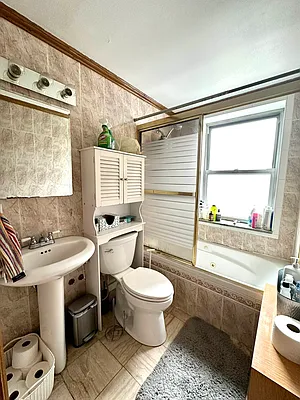 Rented by Bouwerie Lane Group | media 10