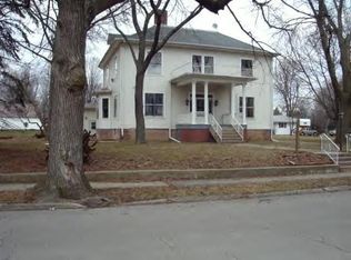 516 E Seminary Ave, Hoopeston, IL 60942