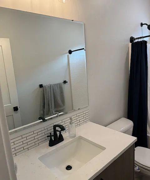 6916 S Chinook Ave — Photo 4