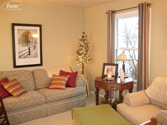 4th image of 6136 King Arthur Dr