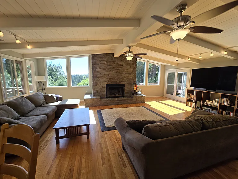 834 Pine Flat Rd — Photo 2