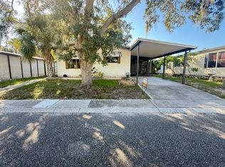 815 Mallard Ln, Tarpon Springs, FL 34689