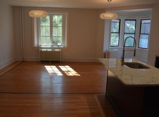 315 S 22nd St APT 2, Philadelphia, PA 19103