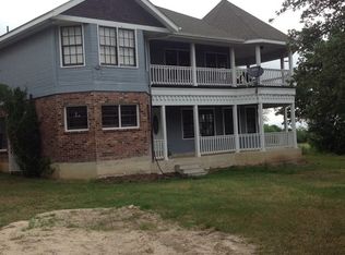 14891 Miller Rd, Saint Hedwig, TX 78152