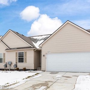 31497 Augusta Dr #73, Romulus, MI, 48174