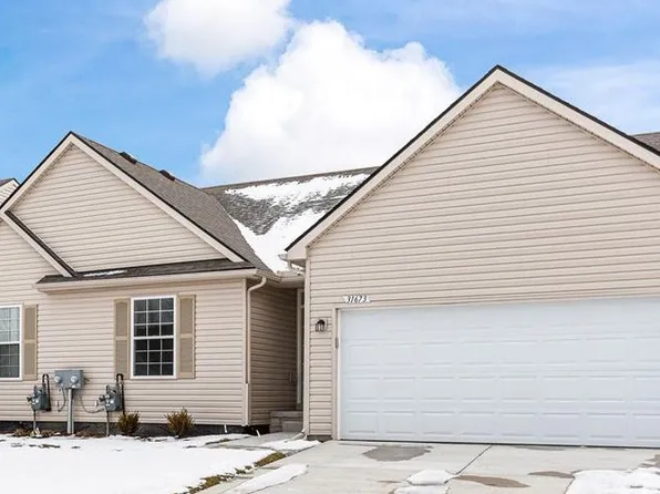 31497 Augusta Dr #73, Romulus, MI 48174