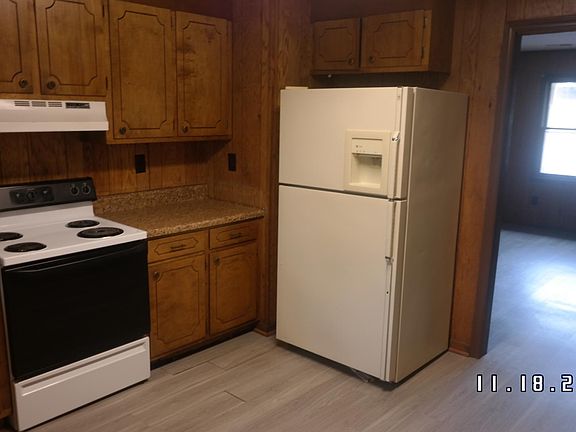 4th image of 227 Welch Ave #A