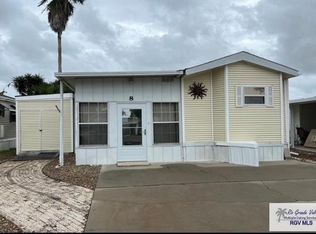 8 Rio Bravo Dr, Brownsville, TX 78520