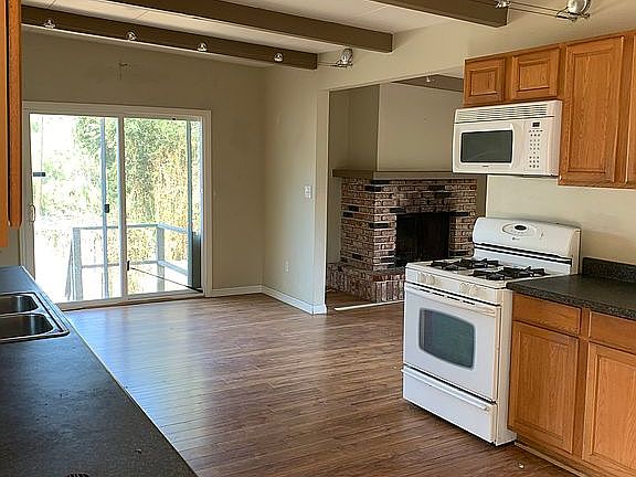 2nd image of 25739 Hillcrest Ave