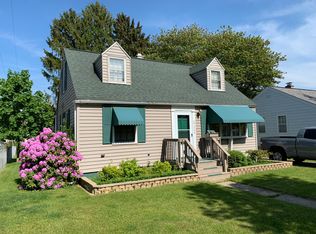 2724 Liberty Rd, Norton Shores, MI 49441