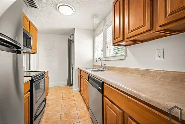 4315 Antisdale St — Photo 10