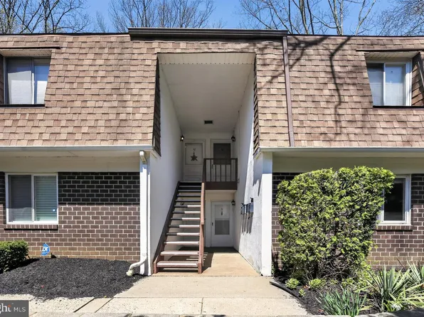 411 Stiles Ave APT B11, Maple Shade, NJ 08052
