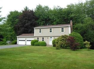 304 Edgewood Rd, West Springfield, MA 01089