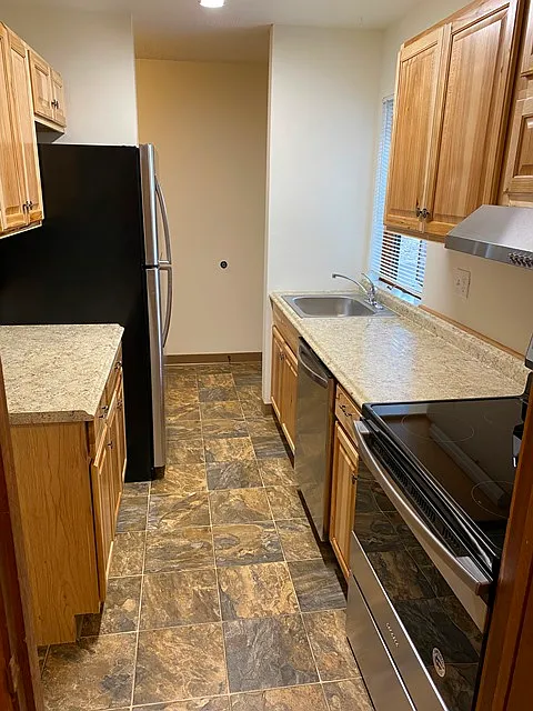 Upstairs 2 Bed 1 Bath Apartment — Photo 4