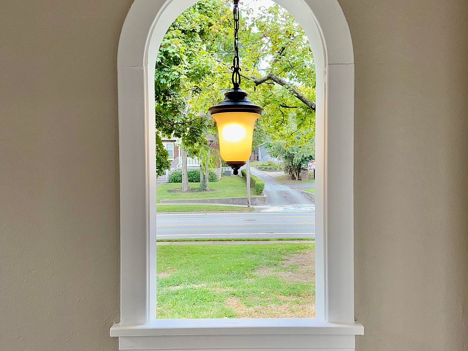 1st image of 2107 Natchez Trce #B