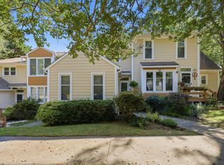 101 Thomas Ln, Carrboro, NC 27510