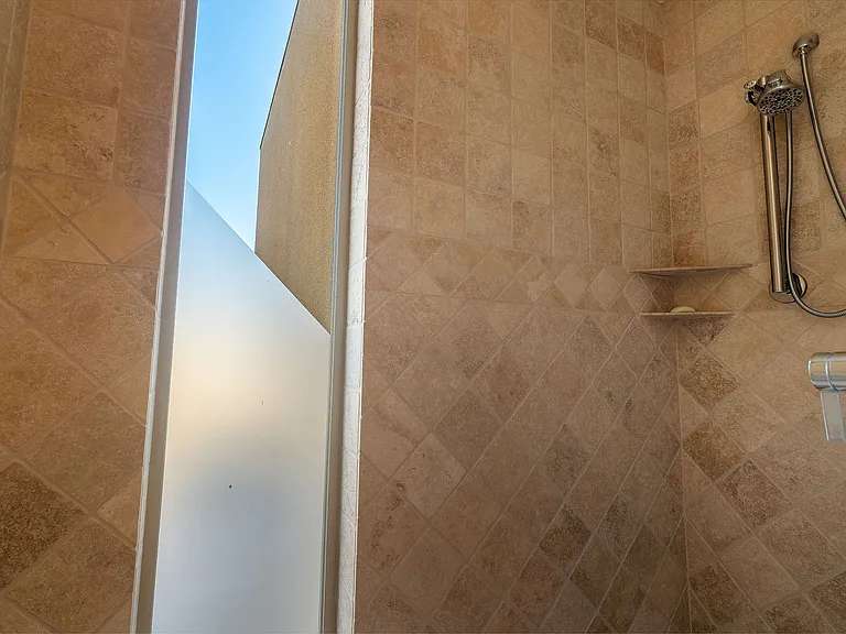 16 Judd Ter — Photo 23