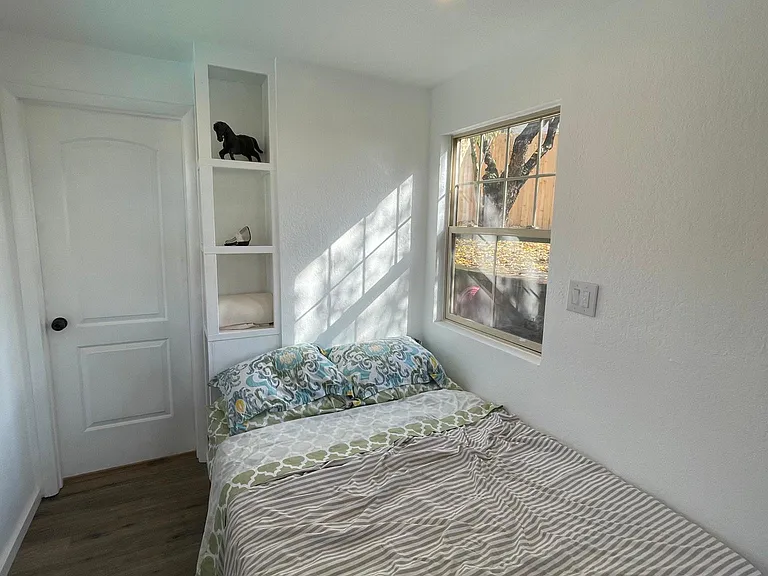 740 Tanner Dr #C — Photo 10