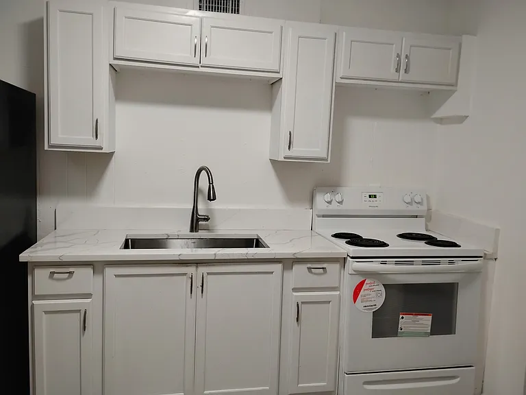 710 N 20th St #A — Photo 12