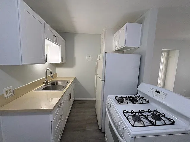935 S Grand View St #2 — Photo 1