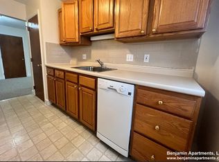 11 Allen St APT 7, Arlington, MA 02474