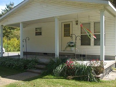 2nd image of 15 Bevins Ln