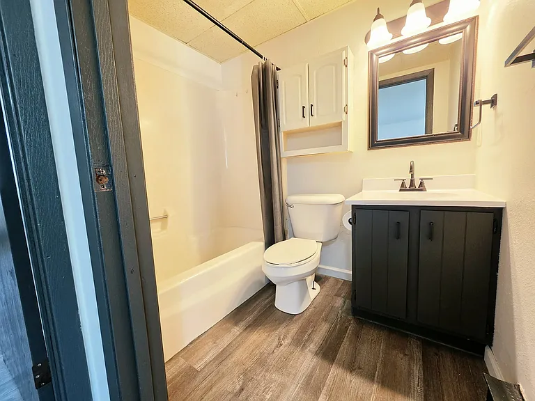 609 S 3rd St #2 — Photo 10