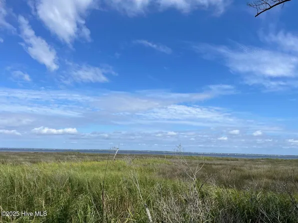 237 Garbacon Dr Lot 97, Beaufort, NC 28516