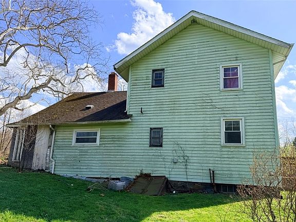 3rd image of 291 Baird Rd