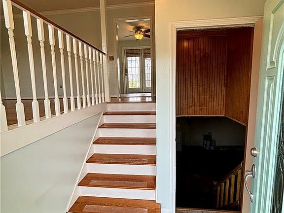5th image of 147 Scarlet Ln