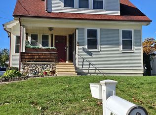 132 Wollaston St, Springfield, MA 01119