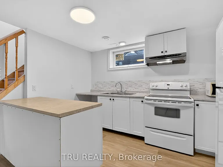 1263 Maitland Ave #B — Photo 9