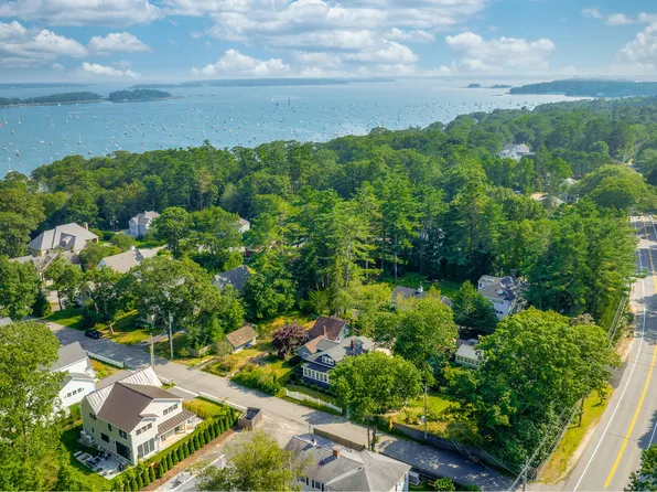 309 Foreside Road, Falmouth, ME 04105