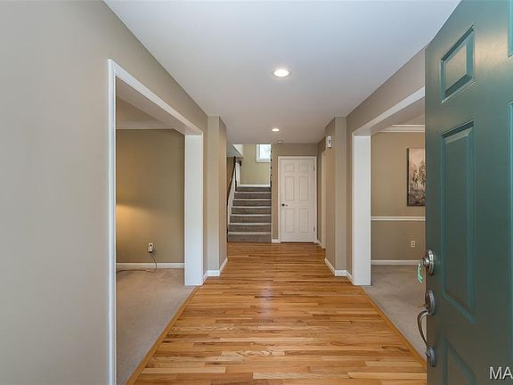 3rd image of 2056 Meadowbrook Way Dr