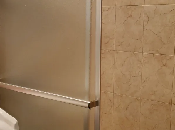 275 Webster Avenue image 10 of 20