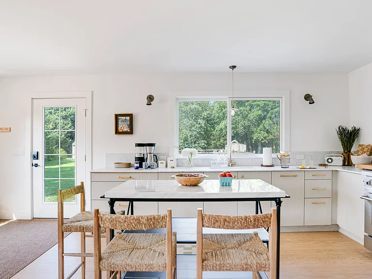 3200 Peconic Ln — Photo 8