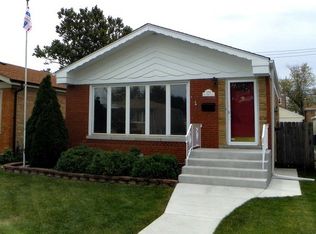 2909 W 102nd Pl, Chicago, IL